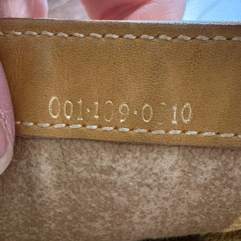 Gucci Vintage Small Tan and Gold Messenger Monogram Flap Bag w/ COA 1981-1985 - Picture 10 of 10